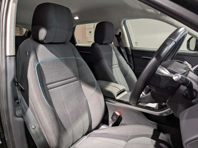 ランドローバー レンジローバーイヴォーク ２．０Ｌ Ｐ２００ ４ＷＤ R2年 (関東) 99