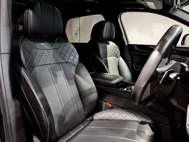 ベントレー ベンテイガ ６．０ ４ＷＤ H28年 (関東) 99