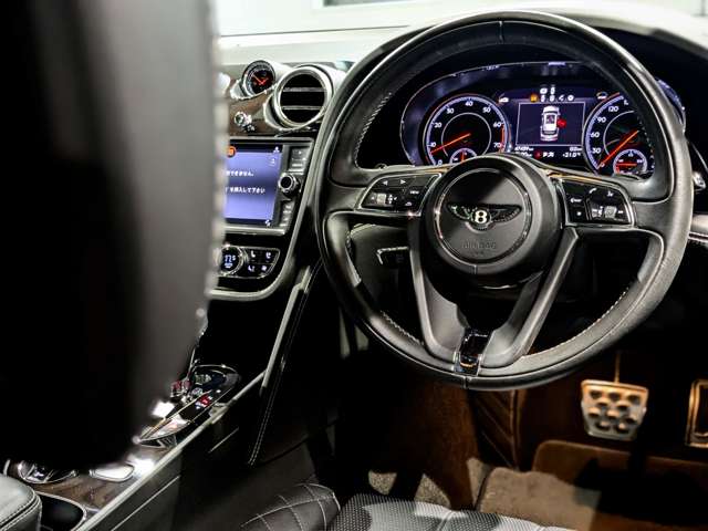 ベントレー ベンテイガ ６．０ ４ＷＤ H28年 (関東) 99