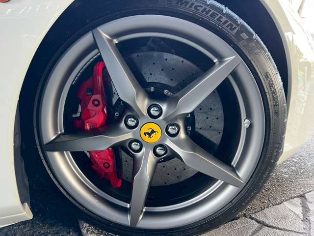 フェラーリ ４８８スパイダー Ｆ１ ＤＣＴ H29年 (東海) 99