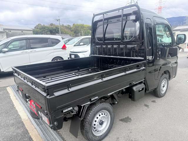 ダイハツ ハイゼットトラック ６６０ ジャンボ エクストラ ３方開 ４ＷＤ R8年 (近畿) 99