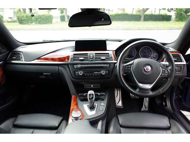 ＢＭＷアルピナ Ｄ４クーペ ビターボ H28年 (近畿) 99