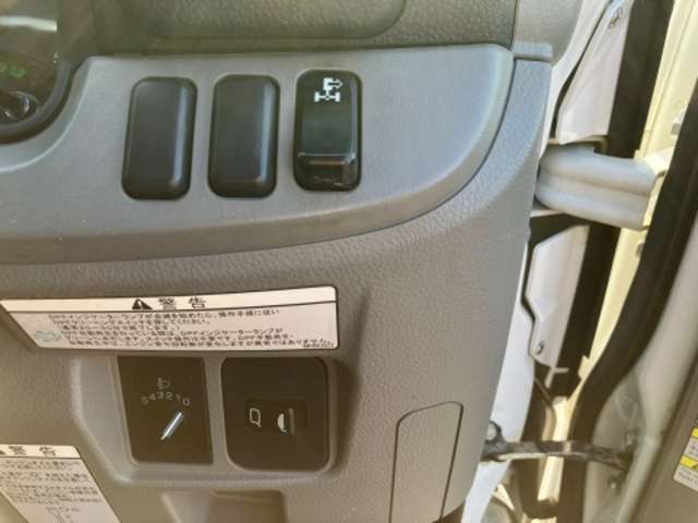 三菱フソウ キャンター ３．０ＤＴ H30年 (東海) 99