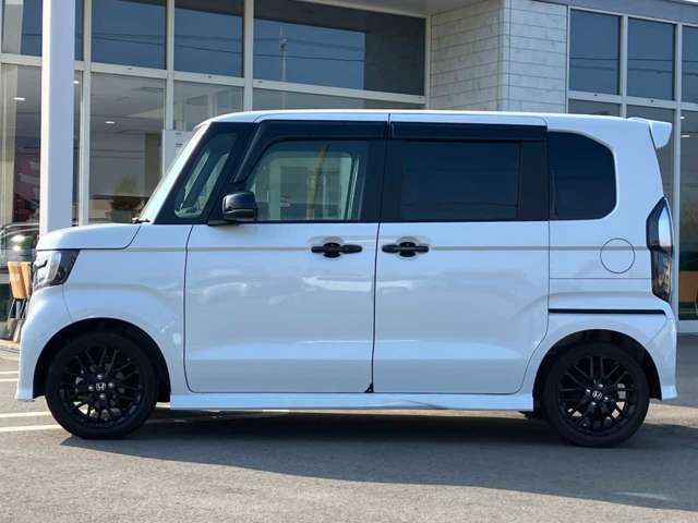 ホンダ Ｎ　ＢＯＸ カスタム ６６０ Ｌ ターボ スタイルプラス ブラック R4年 (四国) 99