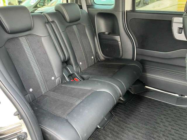 ホンダ Ｎ　ＢＯＸ カスタム ６６０ Ｌ ターボ スタイルプラス ブラック R4年 (四国) 99
