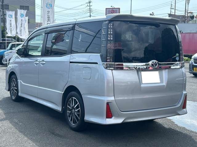 トヨタ ヴォクシー ２．０ ＺＳ H26年 (九州・沖縄) 99