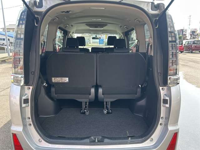 トヨタ ヴォクシー ２．０ ＺＳ H26年 (九州・沖縄) 99