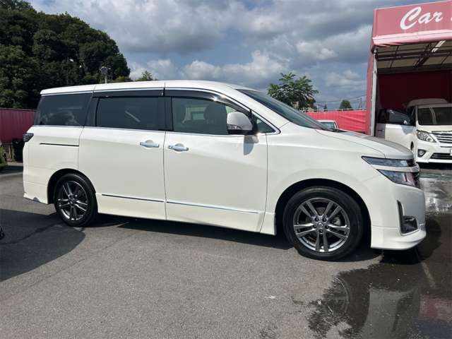 日産 エルグランド ２．５ ２５０ハイウェイスター アーバンクロム H25年 (九州・沖縄) 99