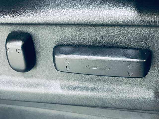 ホンダ オデッセイ ２．４ アブソルート Ｘ H28年 (近畿) 99