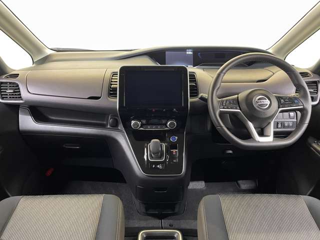 日産 セレナ １．２ Ｅ－ＰＯＷＥＲ ハイウェイスター Ｖ R4年 (近畿) 99