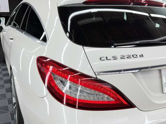 メルセデスベンツ ＣＬＳシューティングブレーク ＣＬＳ２２０ Ｄ ＡＭＧライン ディーゼルターボ H28年 (関東) 99