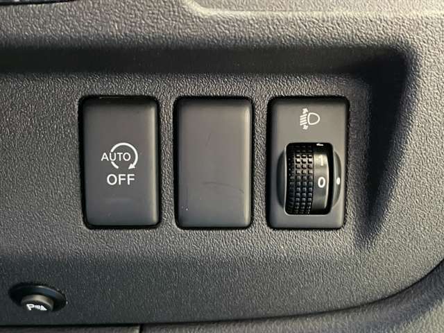 日産 マーチ １．２ Ｇ H25年 (関東) 99