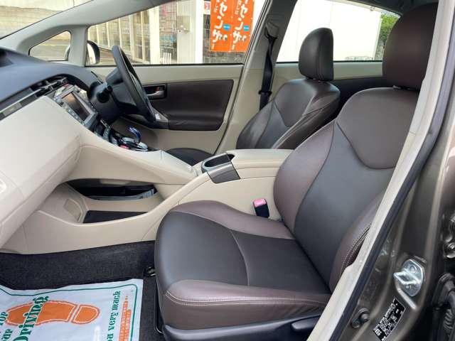トヨタ プリウス １．８ Ｓ マイコーデ H25年 (東海) 99