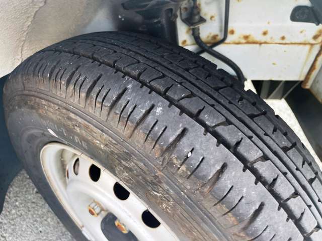 ダイハツ ハイゼットカーゴ ６６０ デラックス ハイルーフ H18年 (東海) 99