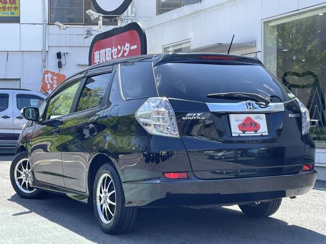 ホンダ フィット　シャトル　ハイブリッド １．３ スマートセレクション ファインライン H24年 (関東) 99