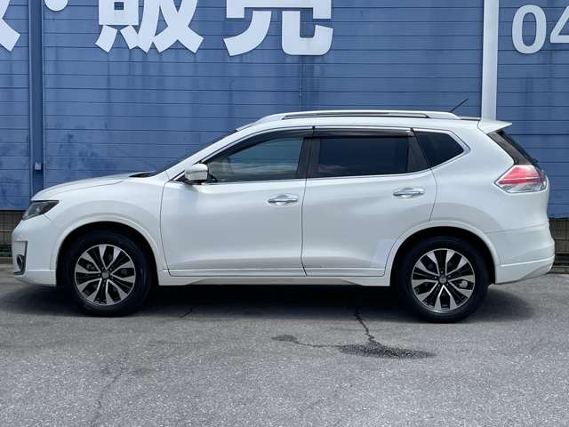 日産 エクストレイル ２．０ モード・プレミア オーテック ３０ＴＨ アニバーサリー ３列車 ４ＷＤ H28年 (関東) 99