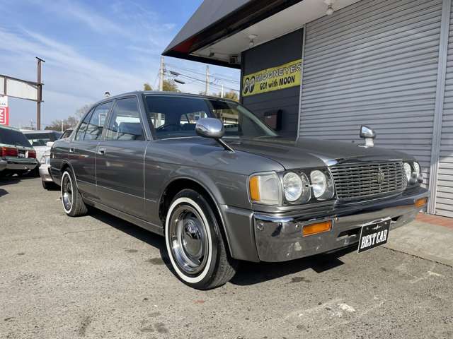 トヨタ クラウン ２．０ スーパーサルーンエクストラ H4年 (関東) 99