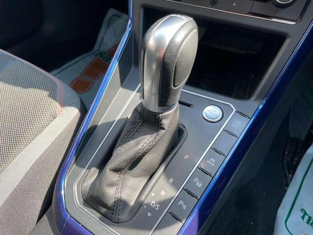 フォルクスワーゲン ポロ ＴＳＩ　Ｒライン R1年 (近畿) 99