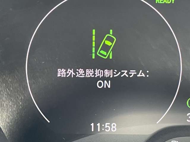 ホンダ ヴェゼル １．５ Ｅ：ＨＥＶ Ｚ R3年 (近畿) 99