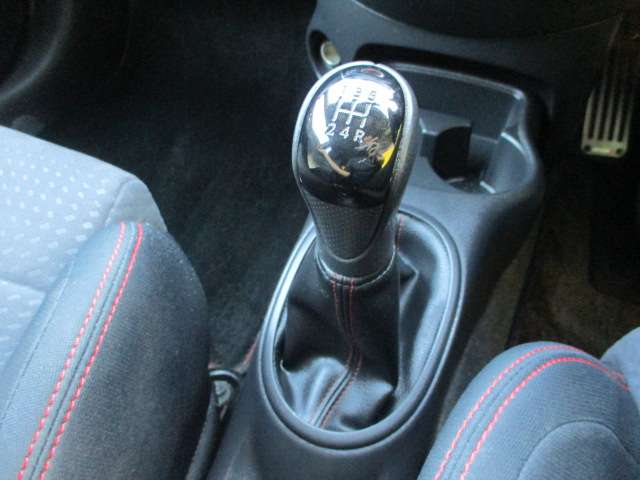 日産 マーチ １．５ ＮＩＳＭＯ Ｓ H26年 (関東) 99