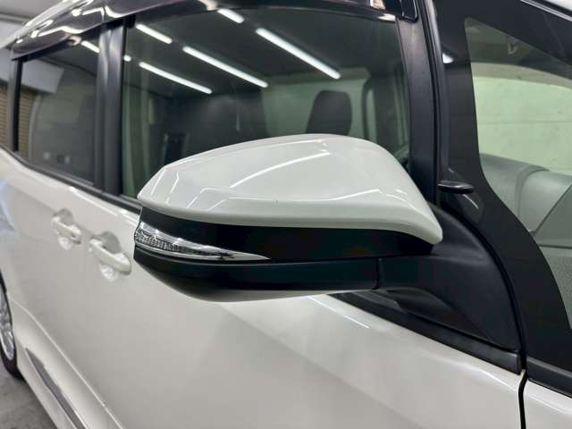 トヨタ ノア １．８ ハイブリッド Ｘ H26年 (近畿) 99