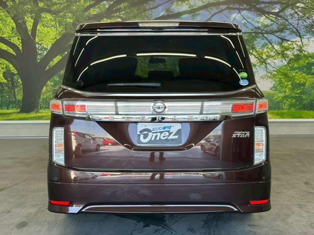 日産 エルグランド ２．５ ２５０ハイウェイスター H26年 (近畿) 99