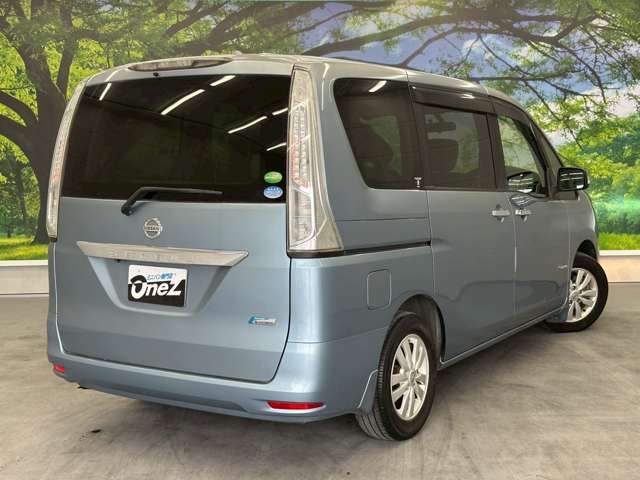 日産 セレナ ２．０ ２０Ｇ Ｓ－ＨＹＢＲＩＤ H25年 (近畿) 99