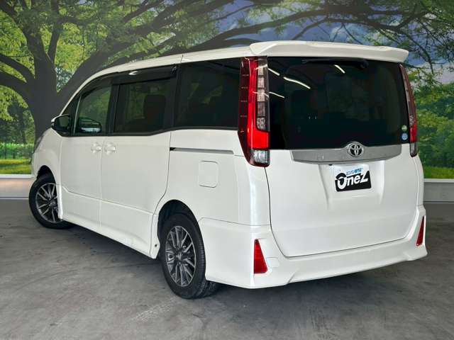 トヨタ ノア ２．０ ＳＩ H26年 (近畿) 99