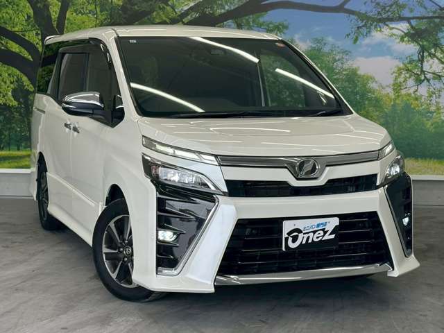 トヨタ ヴォクシー ２．０ ＺＳ 煌ＩＩ R1年 (近畿) 99