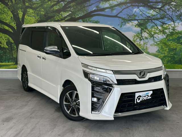 トヨタ ヴォクシー ２．０ ＺＳ 煌ＩＩ R1年 (近畿) 99
