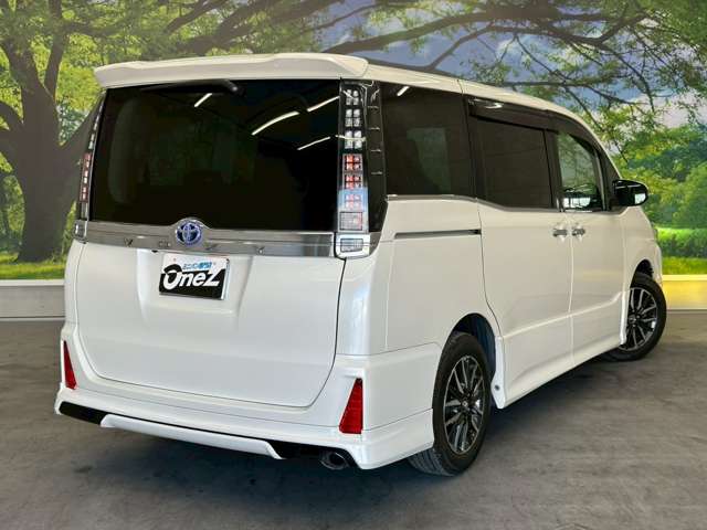 トヨタ ヴォクシー ２．０ ＺＳ 煌 H27年 (近畿) 99