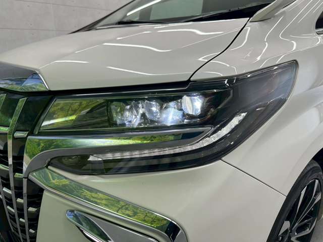 トヨタ アルファード　ハイブリッド ハイブリッド ２．５ ＳＲ Ｃパッケージ Ｅ－ＦＯＵＲ ４ＷＤ R1年 (近畿) 99