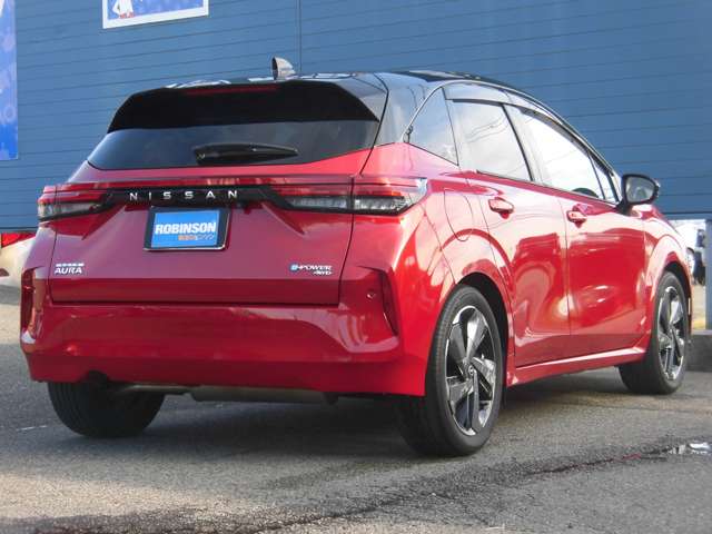 日産 ノートオーラ １．２ Ｇ ＦＯＵＲ レザーエディション ４ＷＤ R4年 (甲信越・北陸) 99