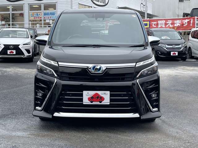 トヨタ ヴォクシー １．８ ハイブリッド ＺＳ 煌ＩＩ R1年 (関東) 99