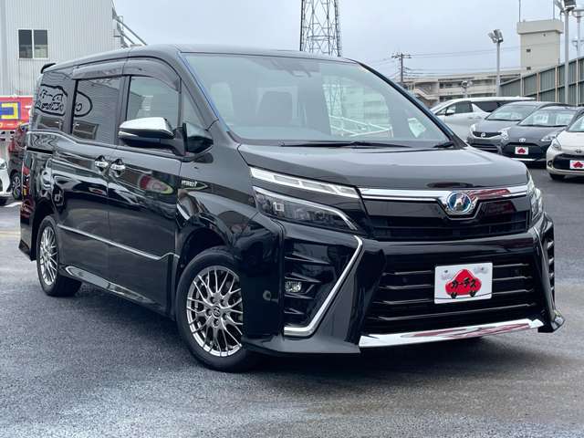 トヨタ ヴォクシー １．８ ハイブリッド ＺＳ 煌ＩＩ R1年 (関東) 99