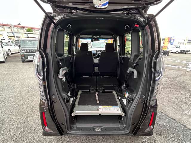 ホンダ Ｎ　ＢＯＸ ６６０ Ｇ スロープ Ｌ ホンダセンシング 車イス専用装備装着車 H30年 (九州・沖縄) 99