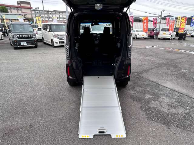 ホンダ Ｎ　ＢＯＸ ６６０ Ｇ スロープ Ｌ ホンダセンシング 車イス専用装備装着車 H30年 (九州・沖縄) 99