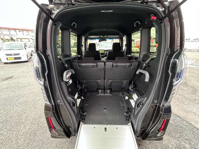 ホンダ Ｎ　ＢＯＸ ６６０ Ｇ スロープ Ｌ ホンダセンシング 車イス専用装備装着車 H30年 (九州・沖縄) 99