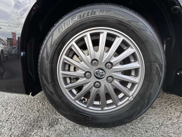 トヨタ エスクァイア　ハイブリッド １．８ ハイブリッド ＧＩ H27年 (九州・沖縄) 99