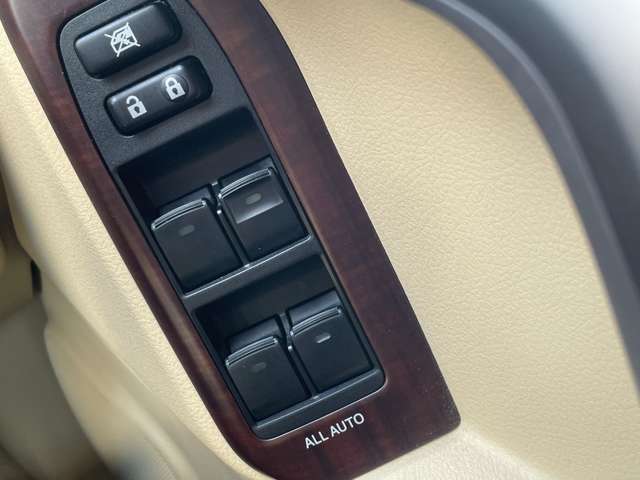 トヨタ ランドクルーザープラド ２．７ ＴＸ ４ＷＤ H26年 (東北) 99