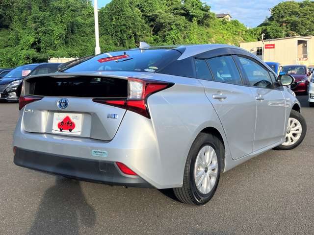 トヨタ プリウス １．８ Ｓ R2年 (東北) 99