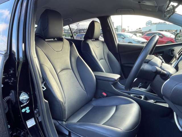 トヨタ プリウス １．８ Ｓ ツーリングセレクション H28年 (東北) 99