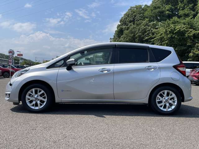 日産 ノート １．２ Ｅ－ＰＯＷＥＲ メダリスト R3年 (東北) 99