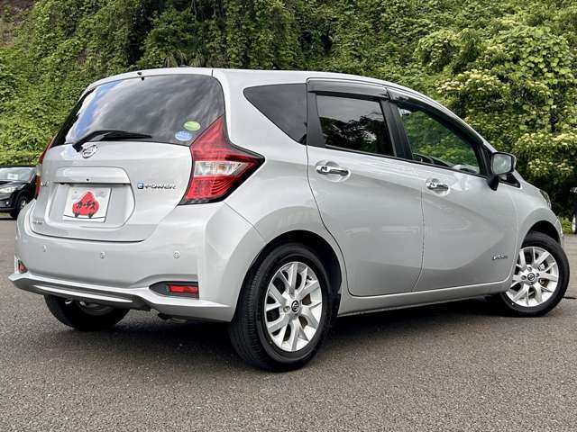 日産 ノート １．２ Ｅ－ＰＯＷＥＲ メダリスト R3年 (東北) 99