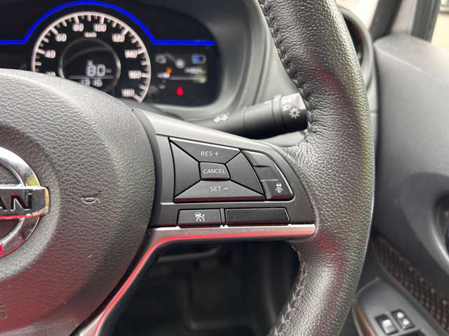 日産 ノート １．２ Ｅ－ＰＯＷＥＲ メダリスト R3年 (東北) 99