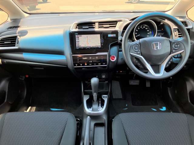 ホンダ フィット １．３ １３Ｇ Ｆ R1年 (東北) 99