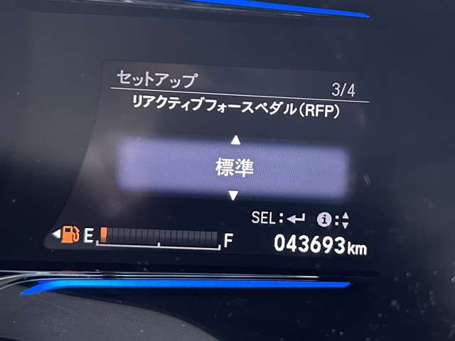 ホンダ ヴェゼル １．５ ハイブリッド Ｘ ４ＷＤ H26年 (東北) 99