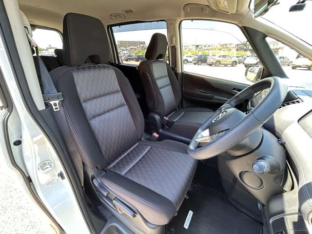 日産 セレナ ２．０ ハイウェイスター Ｖ ４ＷＤ R2年 (東北) 99