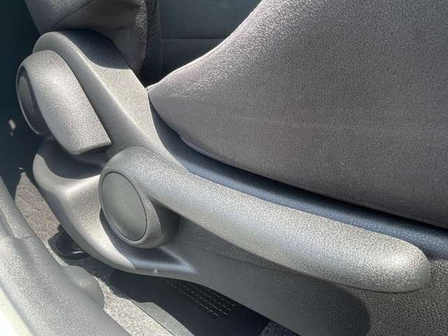日産 ノート １．２ Ｅ－ＰＯＷＥＲ ＮＩＳＭＯ H29年 (東北) 99