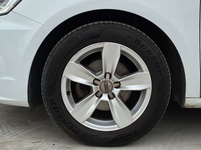 アウディ Ａ１　スポーツバック １．０　ＴＦＳＩ H27年 (関東) 99